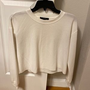 White long sleeve crop top